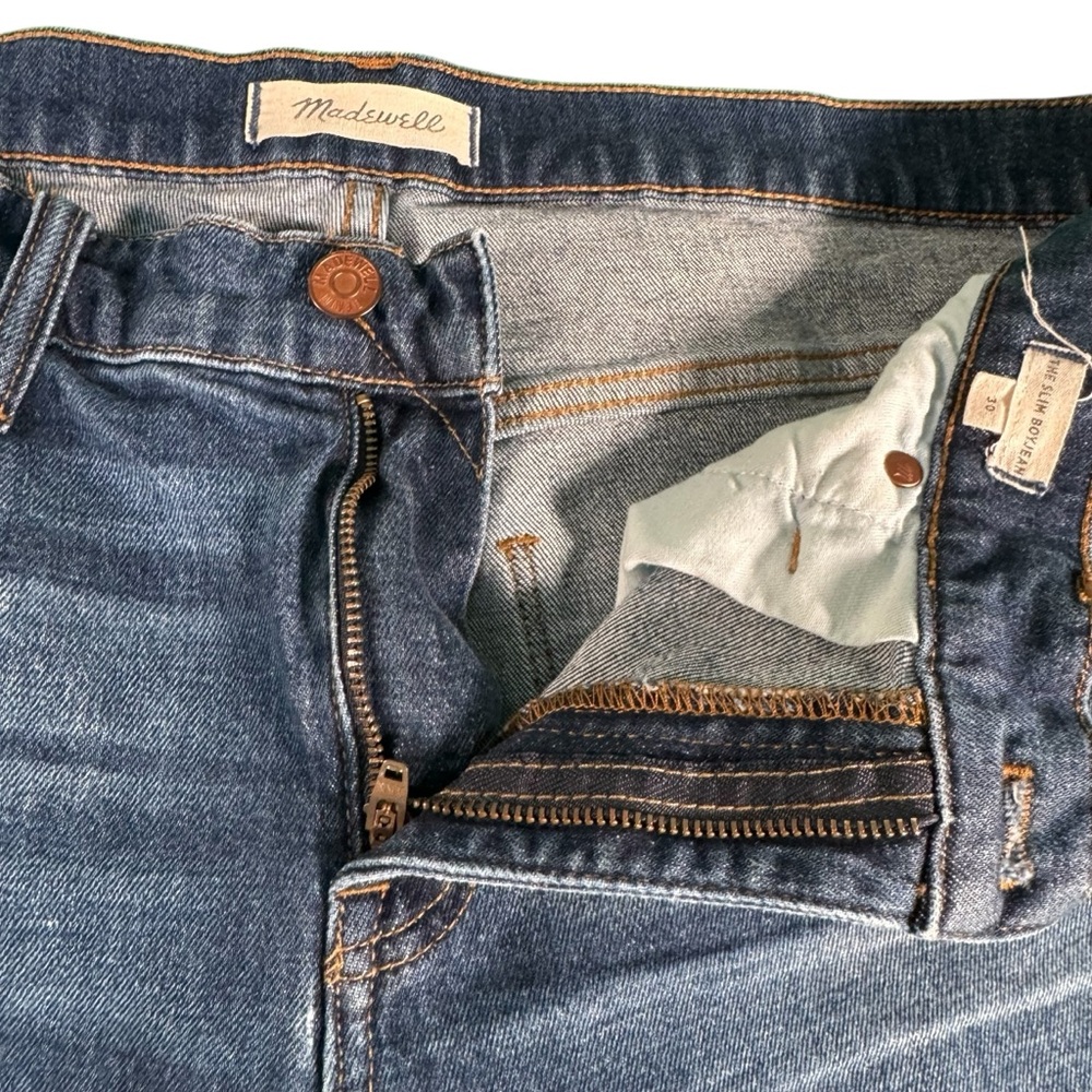 Madewell Slim Boyjean Shorts Women’s Size 30 Denim Blue Raw Hem Distressed - Picture 2 of 9